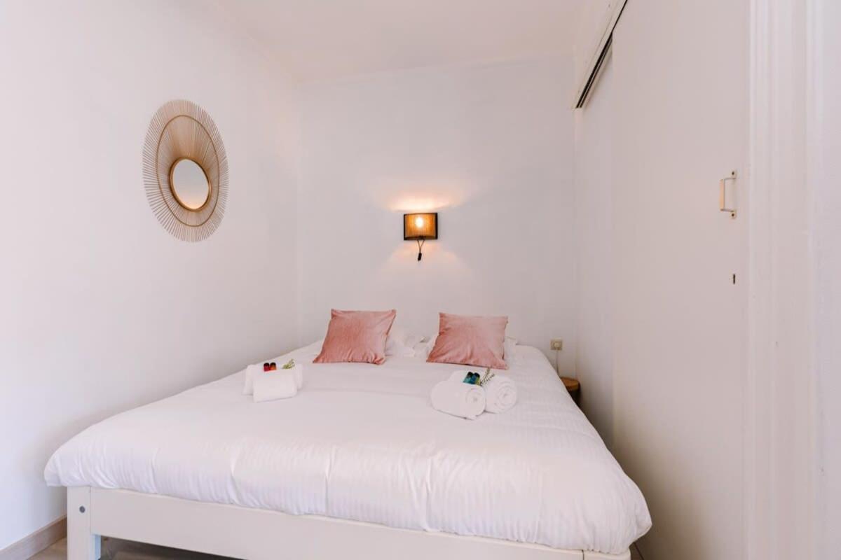 Huswell - Beautiful And Spacious Studio With Side Seaview Knokke-Heist Kültér fotó