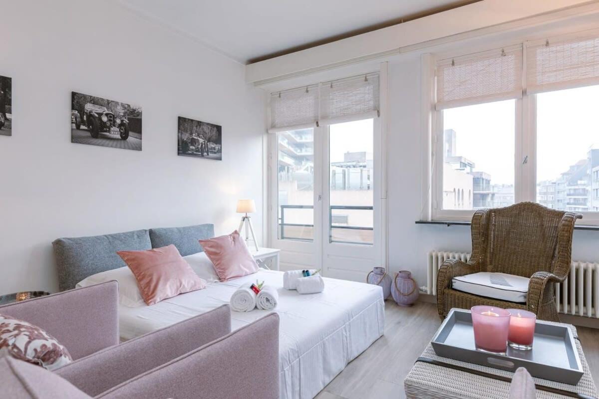 Huswell - Beautiful And Spacious Studio With Side Seaview Knokke-Heist Kültér fotó